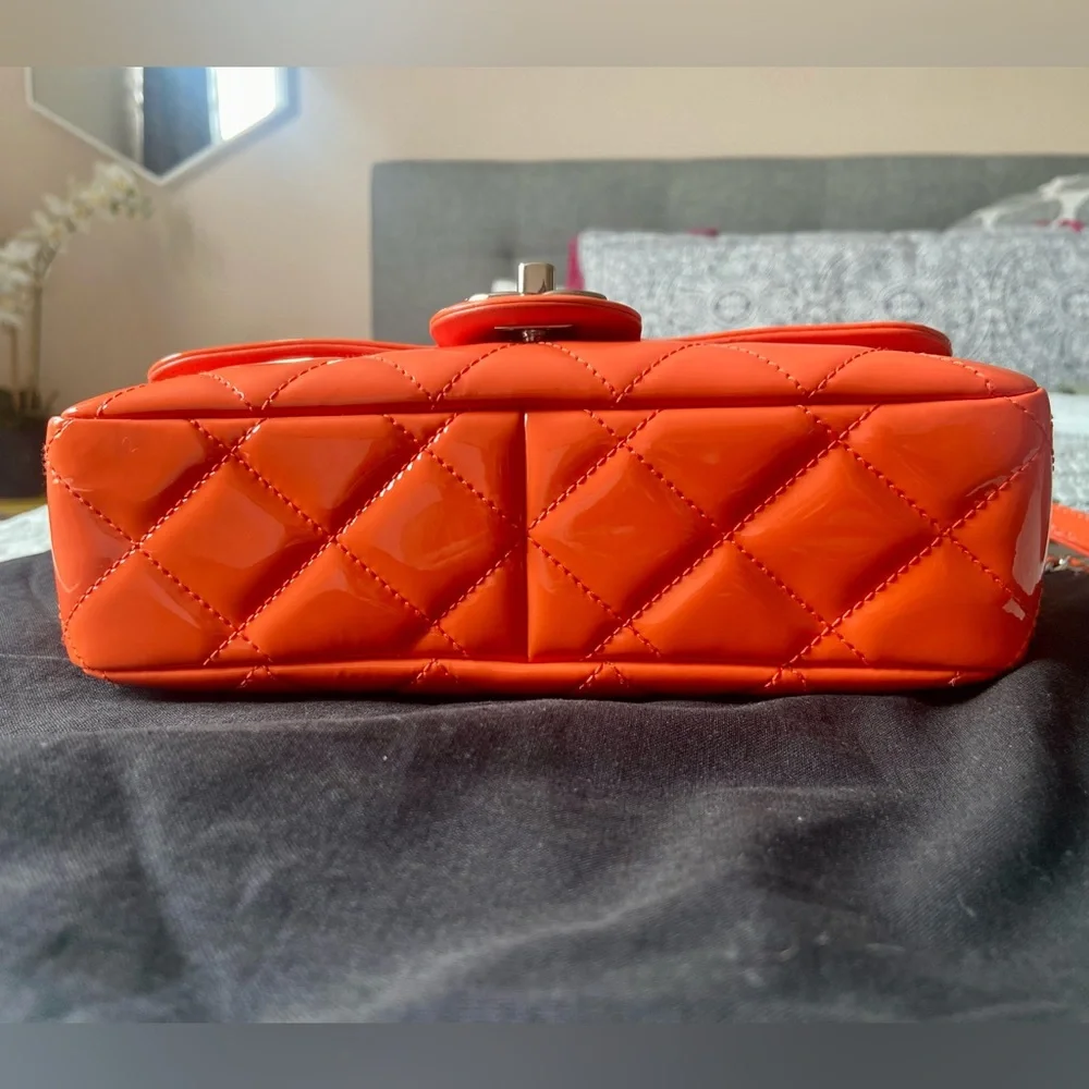 Mint Condition Chanel Orange Patent Leather Classic Flap Bag - Picture 11 of 15